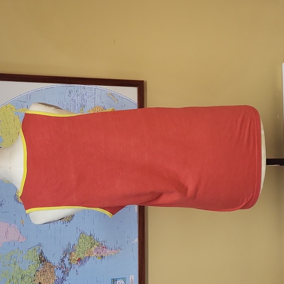 DC Comics The Flash Logo men's Tank Top, Size Medium - Picture 6 of 9